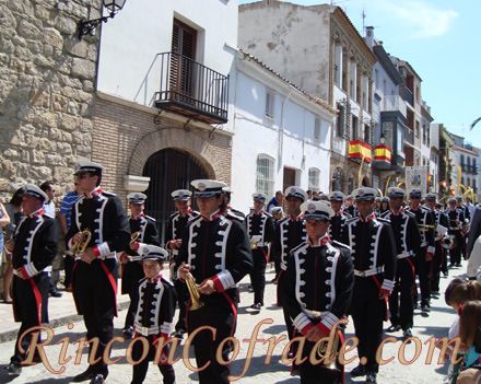 La Banda de Cornetas y Tambores Jesús Cautivo de Rus (Jaén) el Domingo de Ramos en Torredonjimeno